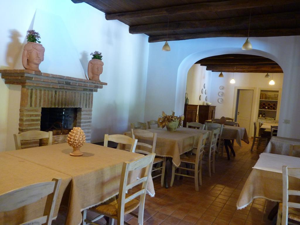 Valle Maira, Agriturismo Nel Parco Dei Nebrodi Villa Tortorici Exterior photo